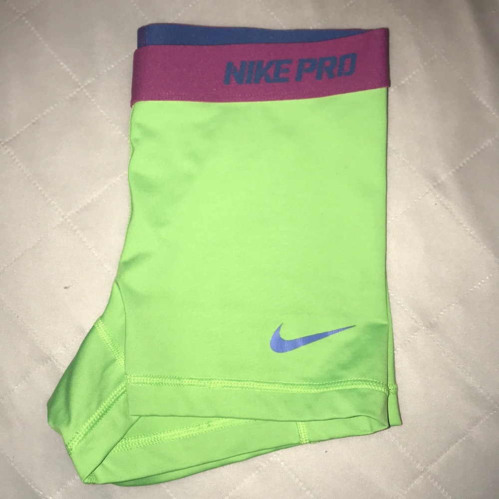 Nike Pro Spandex Size Small